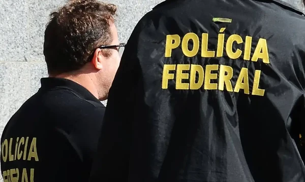 Homem é preso suspeito de gravar imagens de abuso sexual infantil dentro de casa na Bahia