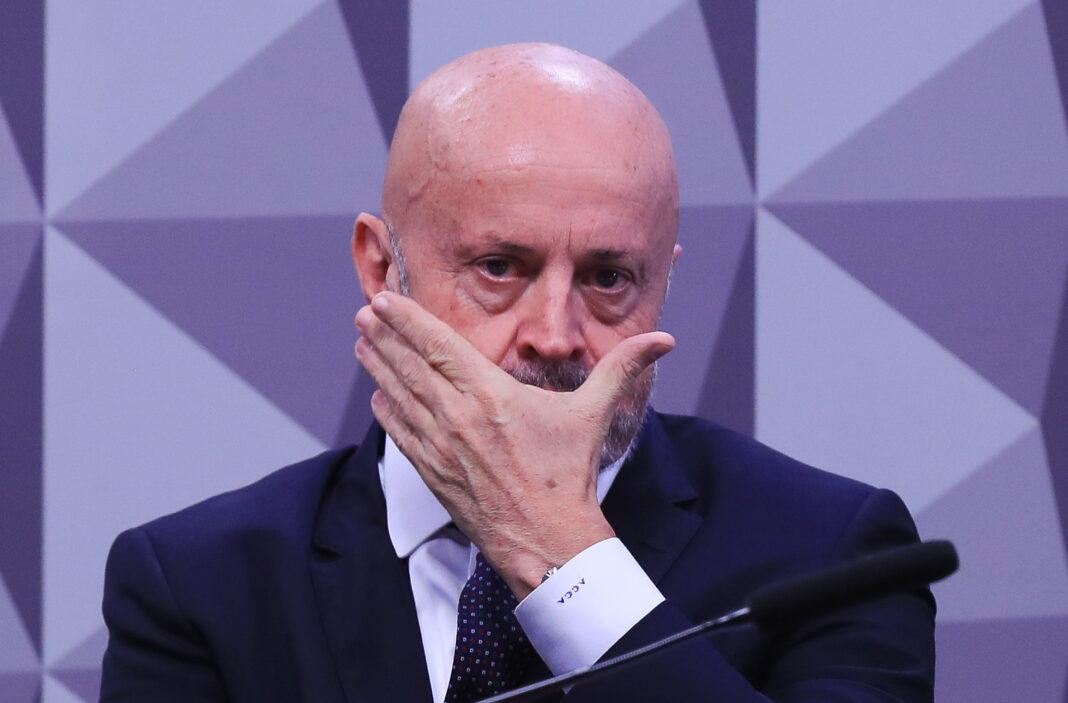 PF indicia “Careca do INSS”, Stefanutto e mais 46 por fraude de R$ 6,3 bilhões