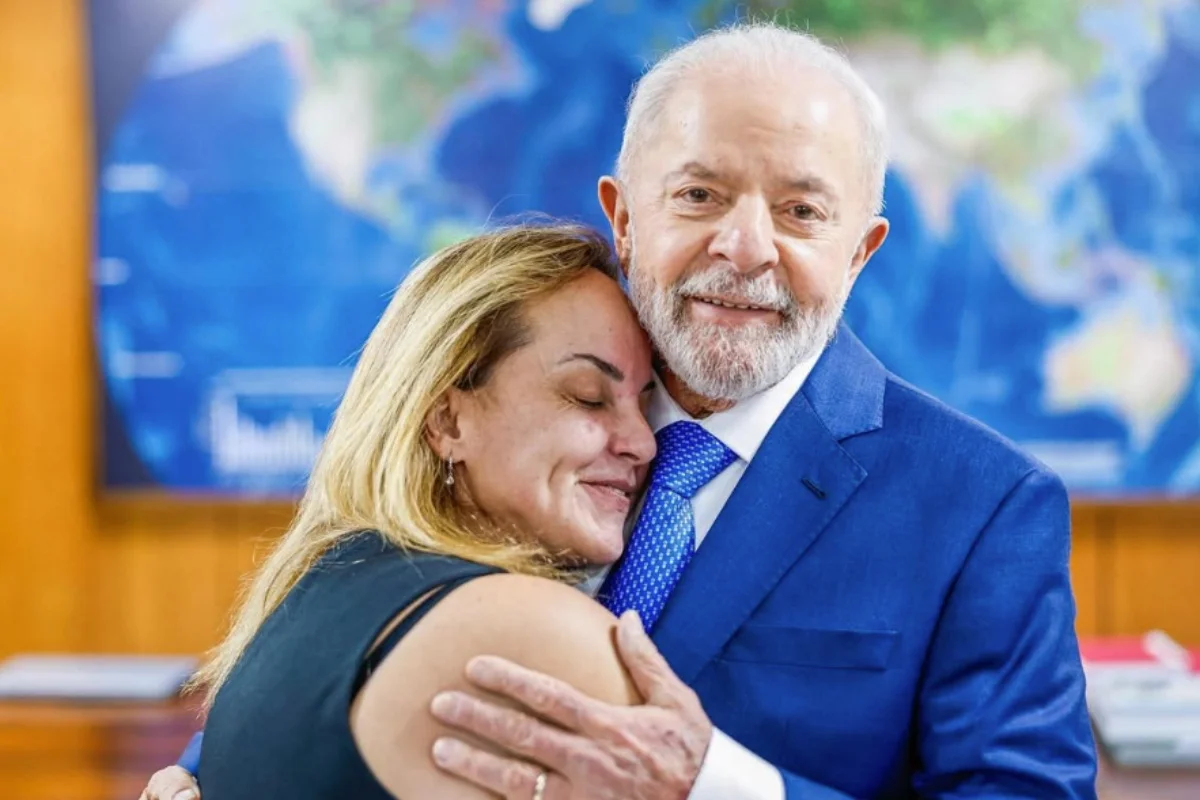 Além de Lulinha, filha de Lula fez lobby no Planalto