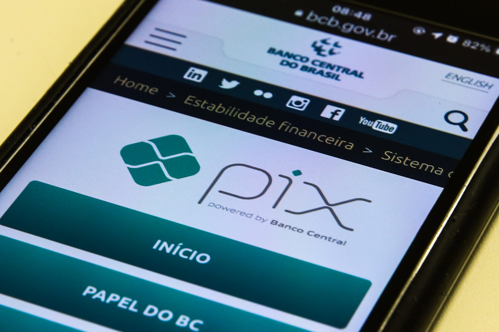 Banco Central começa a avaliar ligação do Pix com a Europa