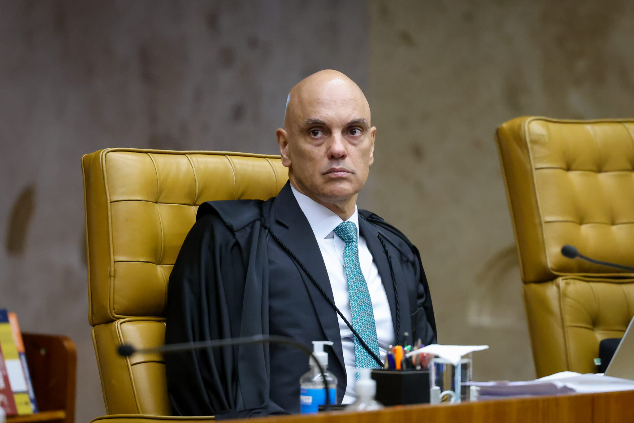 Mensagens de Vorcaro levam Moraes a 67 pedidos de impeachment no Senado