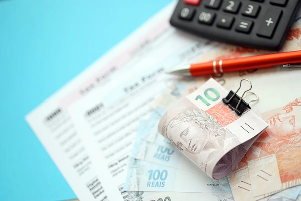 Simples Nacional 2027: empresas têm até 30 de setembro para escolher como recolher tributos após reforma