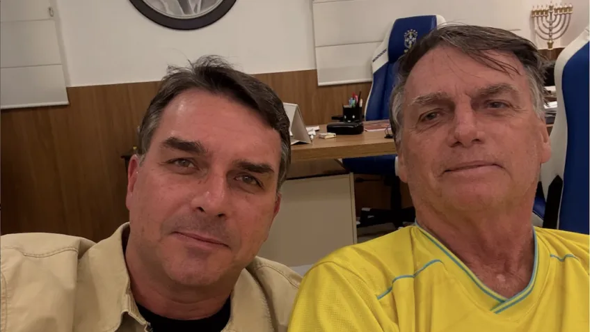 PGR dá aval a visita de Flávio Bolsonaro ao pai