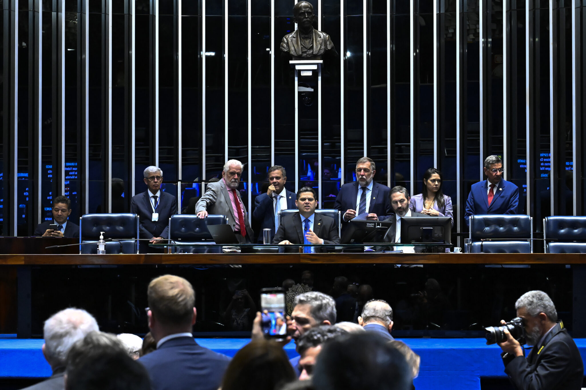 PT quer votar PEC da Segurança sem reduzir maioridade penal
